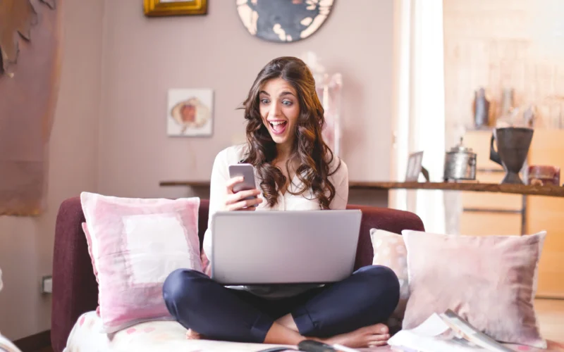 How To Ask For A Girl’s Number (And Actually Get A Date)